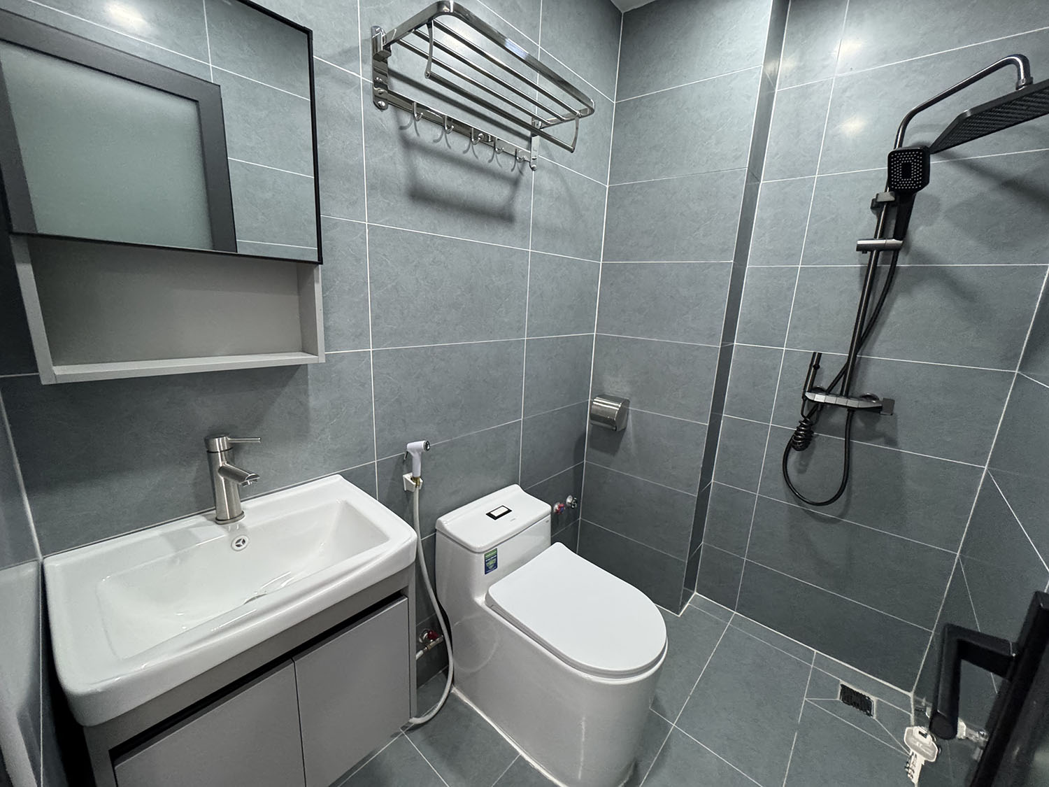 Nhà phố 3 lầu t.kế Tân Cổ Điển, full nội thất cao cấp, hẻm xe hơi khu VIP Lê Lợi-Gần ĐH Công Nghiệp